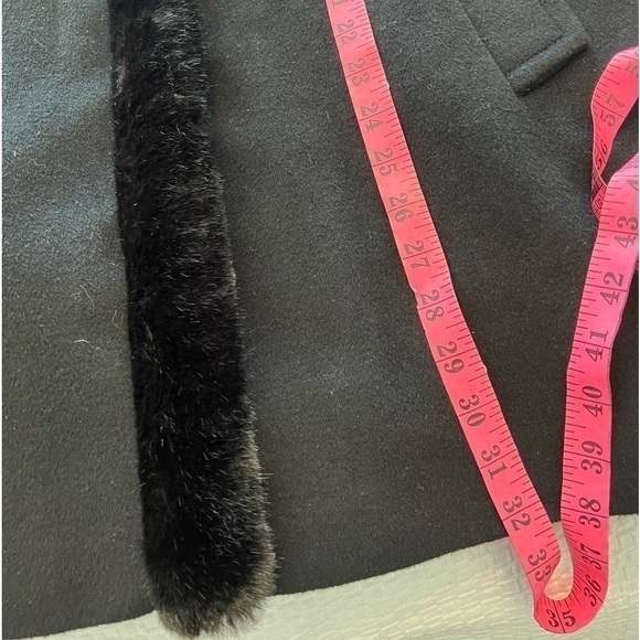 Ellen Tracy wool blend faux fur trim coat - Picture 13 of 16